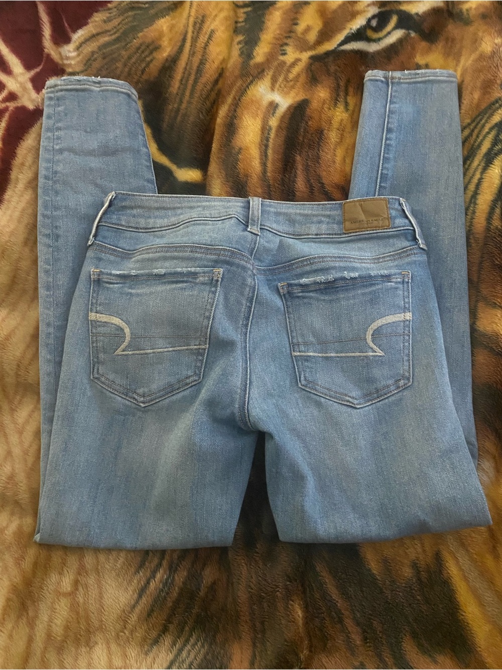 American Eagle Outfitters Light Wash Skinny Jeans